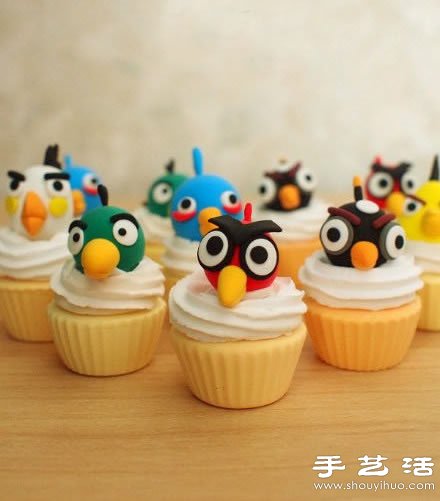 軟陶制作超逼真“憤怒的小鳥(niǎo)”蛋糕 -  itrip.net.cn