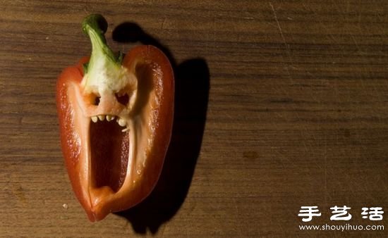 青椒與紅椒創(chuàng)意DIY恐怖表情 -  itrip.net.cn