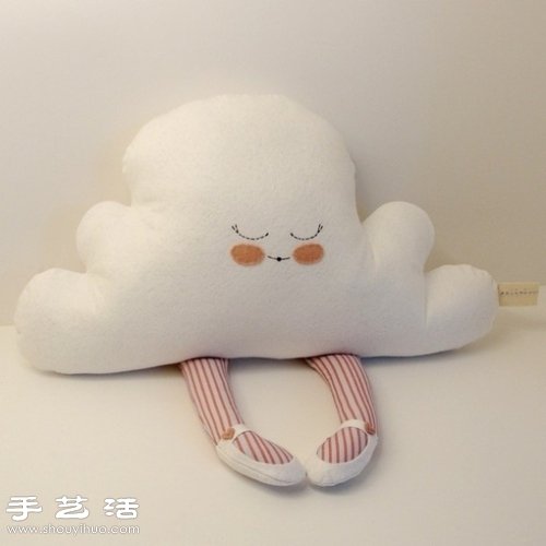 超可愛手工布藝云朵靠枕 -  itrip.net.cn