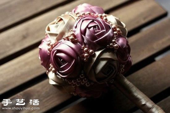 漂亮絲帶花球/繡球手工制作圖解教程 -  itrip.net.cn