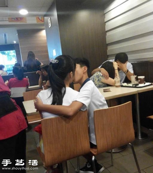 忘我的兩位小盆友 -  itrip.net.cn