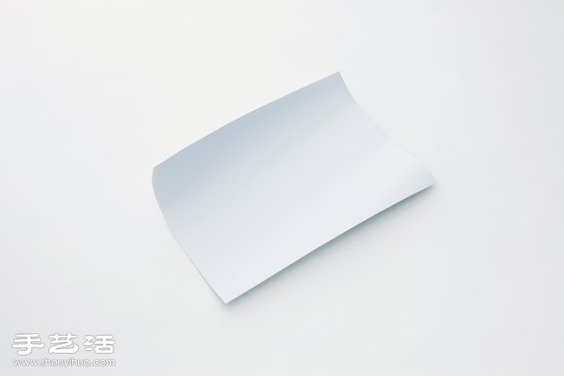 YOY設(shè)計：模仿飛舞A4紙張的鋼制書架 -  itrip.net.cn
