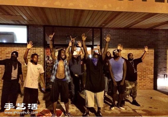 42張照片記錄撼動(dòng)人心的純真人性瞬間 -  itrip.net.cn