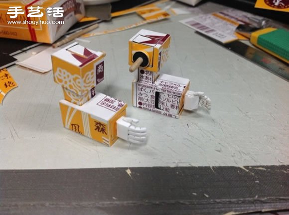 紙盒子手工制作可以變形的擎天柱模型玩具 -  itrip.net.cn