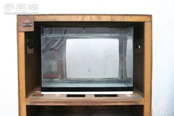 舊電視手工DIY改造懷舊魚缸水族箱圖解教程 -  itrip.net.cn