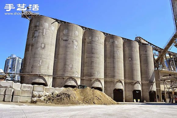 DIY巨大小黃人涂鴉 讓水泥工廠不再灰蒙蒙 -  itrip.net.cn