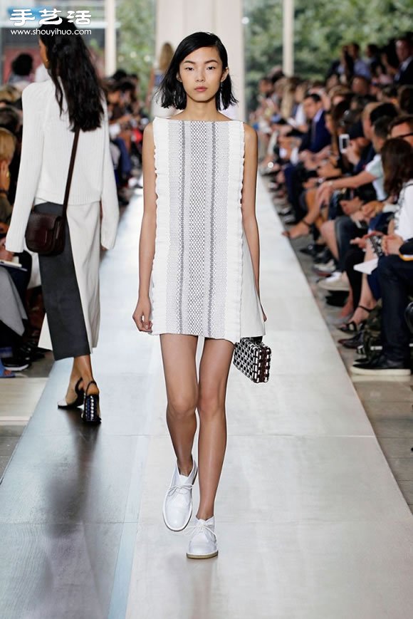 以畫(huà)家為靈感的Tory Burch 2015春季女裝 -  itrip.net.cn