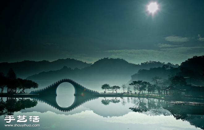 水面上的同一道風(fēng)景 震懾人心的倒映照片 -  itrip.net.cn