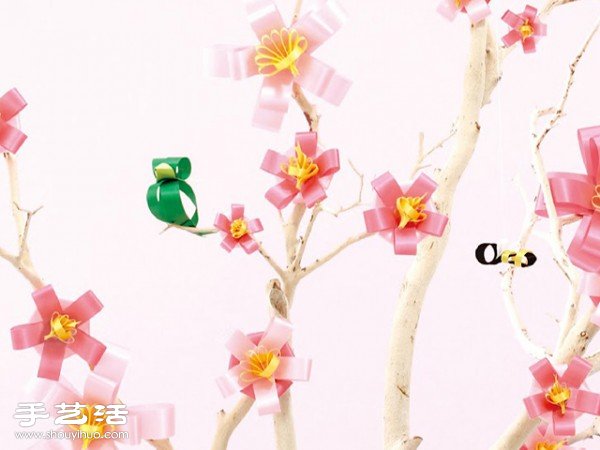 彩色綢帶DIY制作的各種可愛小裝飾品 -  itrip.net.cn