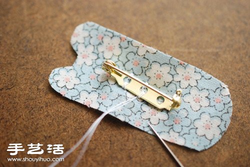 不織布手工制作可愛(ài)小動(dòng)物胸針圖解教程 -  itrip.net.cn