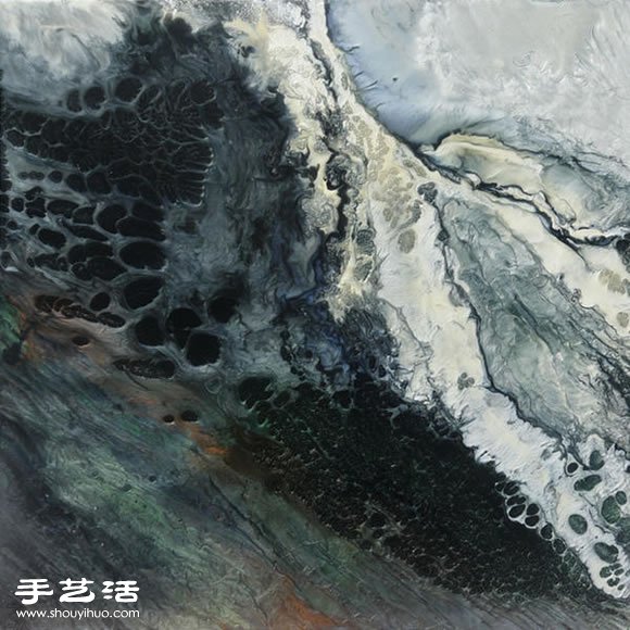 顏料烘烤后繪制出海浪奔騰翻滾的驚人景象 -  itrip.net.cn