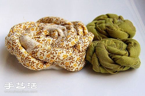 布頭手工DIY制作漂亮的布藝裝飾花圖解教程 -  itrip.net.cn