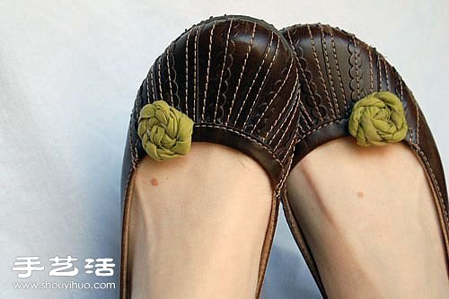 布頭手工DIY制作漂亮的布藝裝飾花圖解教程 -  itrip.net.cn