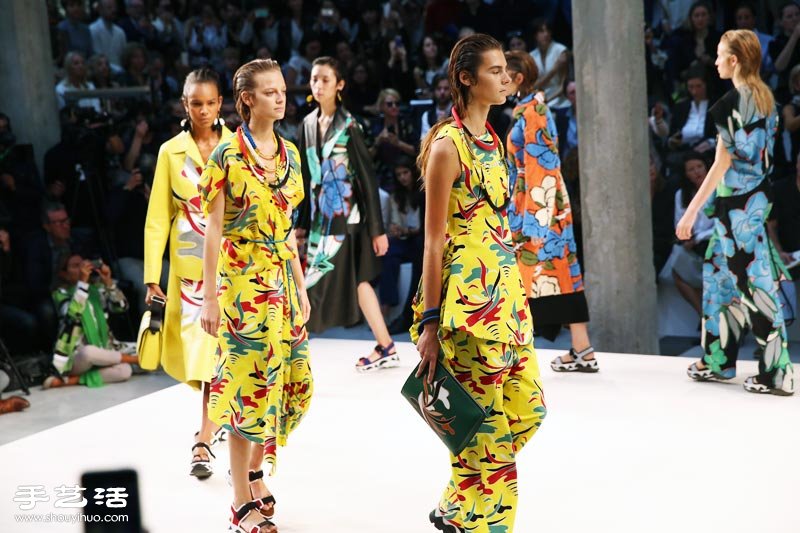 MARNI 位于米蘭的 2015 春夏時尚花市場 -  itrip.net.cn