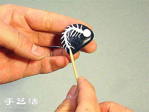 軟陶DIY手工制作雙魚掛飾吊墜圖解教程 -  itrip.net.cn