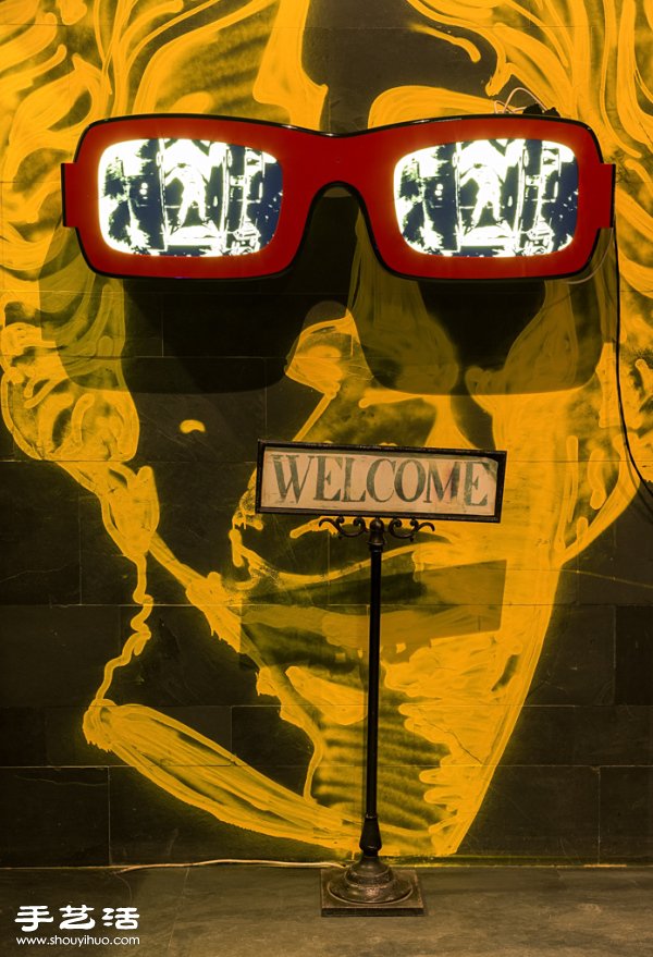 莫斯科POP-UP BAR “DOOR 19”酒吧設(shè)計(jì) -  itrip.net.cn
