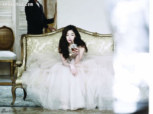 OSCAR DE LA RENTA與他最后的2015春夏女裝 -  itrip.net.cn
