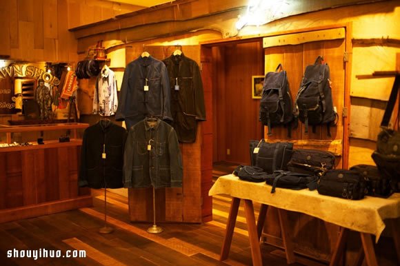 日本Porter Classic復(fù)古風(fēng)服飾店布置設(shè)計(jì) -  itrip.net.cn