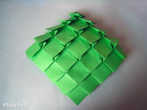 一張紙折紙立體圣誕樹手工DIY制作圖解教程 -  itrip.net.cn