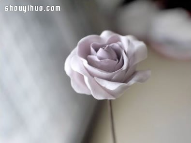 軟陶玫瑰花DIY 漂亮手工花手工制作圖解教程 -  itrip.net.cn