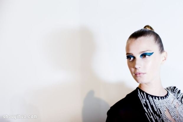法國(guó)超模 Sigrid Agren 的美肌保養(yǎng)秘訣 -  itrip.net.cn