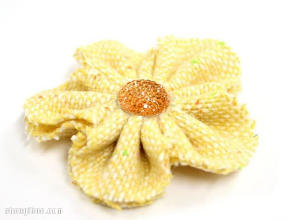 可愛(ài)甜美布藝花頭繩DIY手工制作圖解教程 -  itrip.net.cn