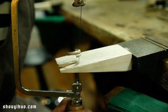 親手打造完美銀戒指的純手工制作步驟圖解 -  itrip.net.cn