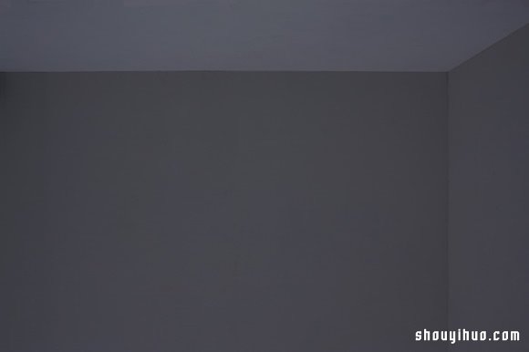YOY–WORKS 設(shè)計的絕妙超薄墻角燈 -  itrip.net.cn