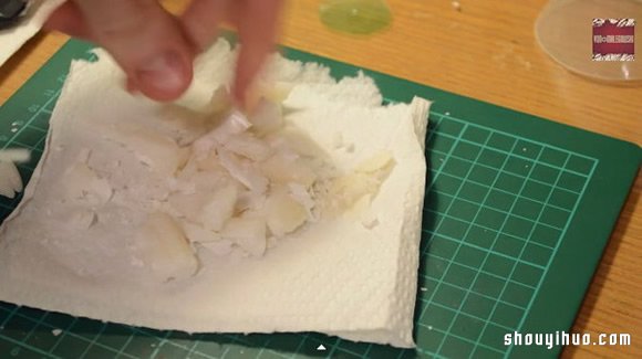 自制超有情調(diào)的水蠟燭DIY手工制作方法教程 -  itrip.net.cn