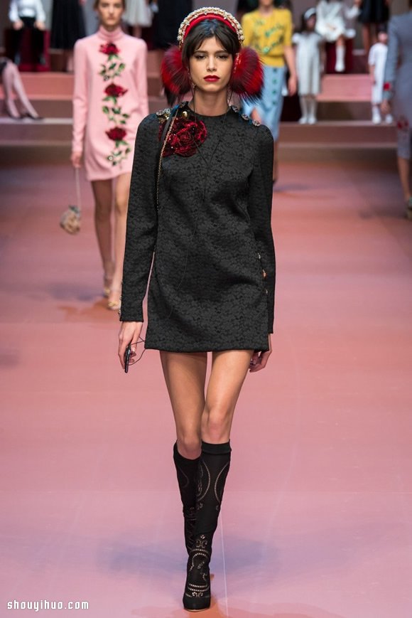 Dolce & Gabbana 2015秋冬時(shí)裝之母愛(ài)頌歌 -  itrip.net.cn