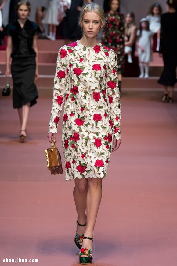 Dolce & Gabbana 2015秋冬時(shí)裝之母愛(ài)頌歌 -  itrip.net.cn