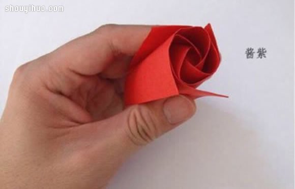 簡(jiǎn)單玫瑰花的折法 手工折紙玫瑰花折法圖解 -  itrip.net.cn