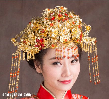華麗麗的中式復(fù)古婚禮新娘頭飾 美呆啦！ -  itrip.net.cn