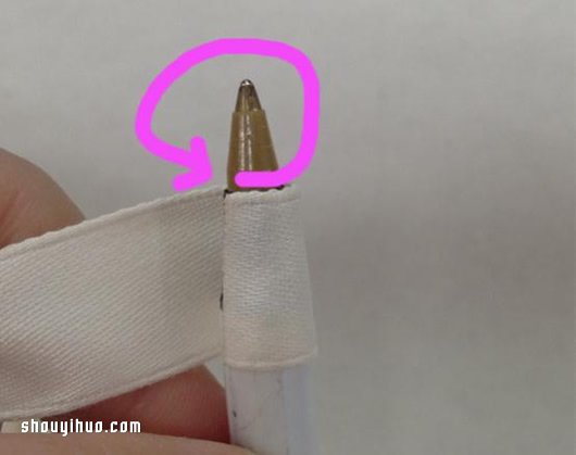 不織布手工制作漂亮婚禮簽到筆的方法圖解 -  itrip.net.cn
