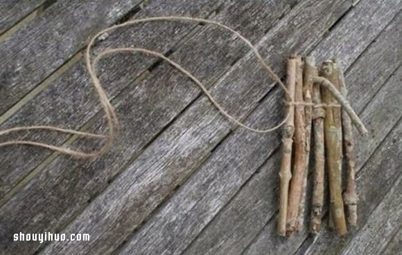 利用枯枝DIY制作田園風(fēng)花瓶的方法圖解 -  itrip.net.cn