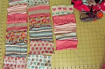 舊襪子做玩偶 親手給孩子DIY可愛(ài)的小蛇玩具 -  itrip.net.cn
