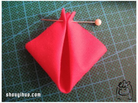 手工布藝櫻花胸針的DIY制作方法圖解教程 -  itrip.net.cn