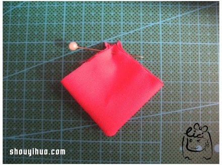 手工布藝櫻花胸針的DIY制作方法圖解教程 -  itrip.net.cn