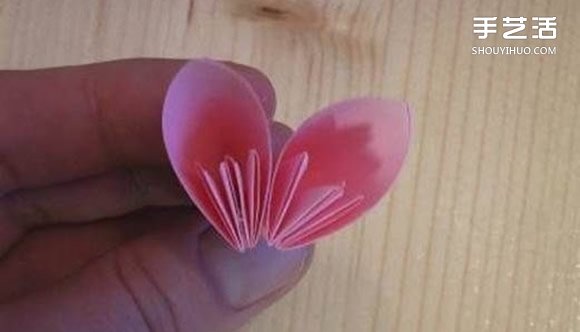 超美折紙花球的折法圖解，相對還算簡單的哦 -  itrip.net.cn