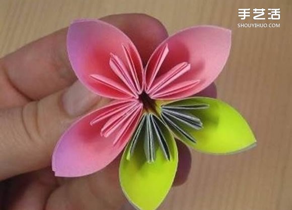 超美折紙花球的折法圖解，相對還算簡單的哦 -  itrip.net.cn