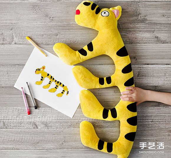 想像成真！IKEA將孩子們的畫制作成毛絨玩具 -  itrip.net.cn