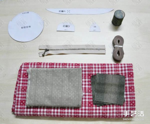 手工布藝玫瑰花零錢包DIY制作教程帶圖紙 -  itrip.net.cn