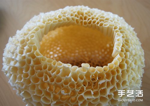 海綿紙手工制作美蜂窩燈罩臺(tái)燈的方法教程 -  itrip.net.cn