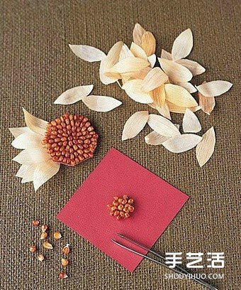 玉米葉制作花朵的方法 玉米葉DIY仿真花教程 -  itrip.net.cn