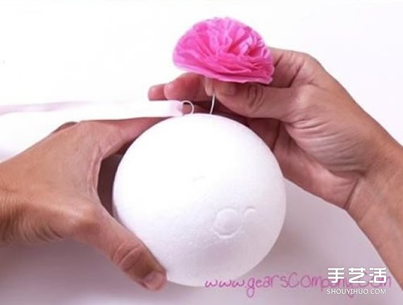 婚禮用紙花球的制作方法 紙花球的做法圖解 -  itrip.net.cn