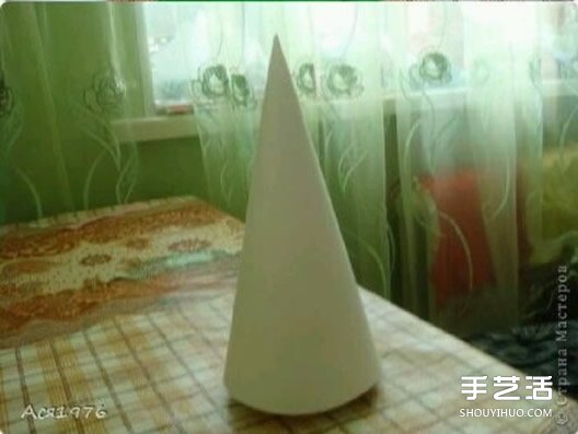 簡單立體絲綢圣誕樹的制作方法圖解教程 -  itrip.net.cn