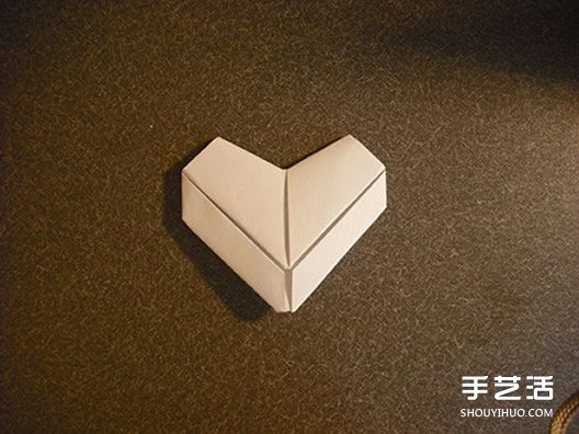 立體心形折紙圖解 立體愛心的折法步驟 -  itrip.net.cn