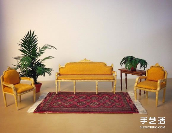 她辭退律師工作 只為完成制作微型家具的夢(mèng)想 -  itrip.net.cn