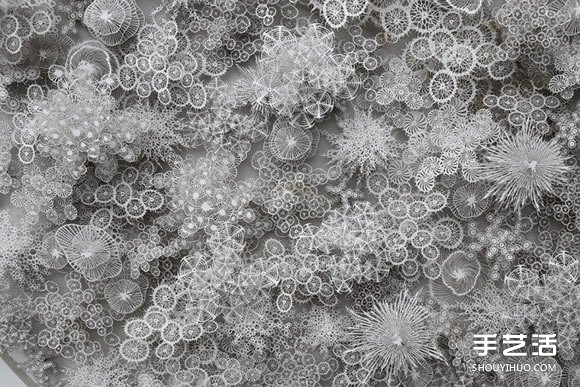 以細菌、結(jié)晶等為靈感創(chuàng)作的立體紙雕作品 -  itrip.net.cn
