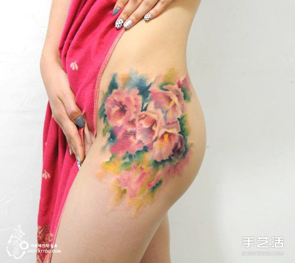 來自韓國的唯美浪漫水彩花卉風(fēng)格紋身圖案 -  itrip.net.cn